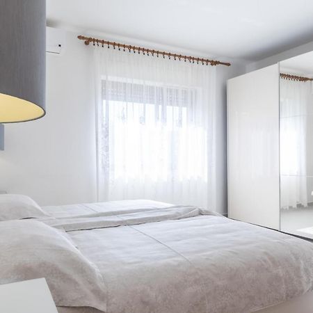 Apartments Zdenka Rovinjsko Selo Luaran gambar